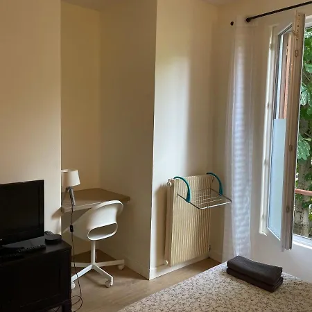 Проживание в семье Dans Maison Partagee